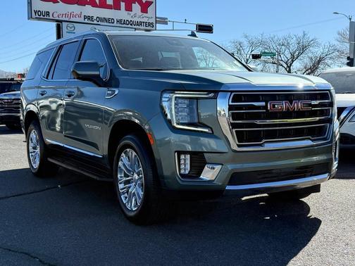 2023 GMC Yukon SLT