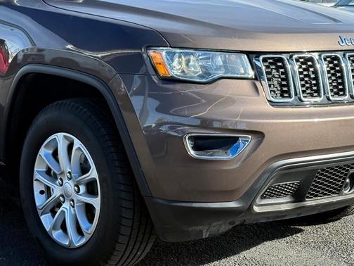 2021 Jeep Grand Cherokee Laredo E