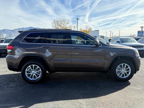 2021 Jeep Grand Cherokee Laredo E