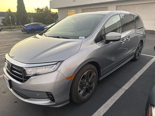 2022 Honda Odyssey 