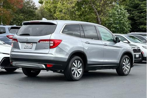 Lunar Silver Metallic 2021 Honda Pilot