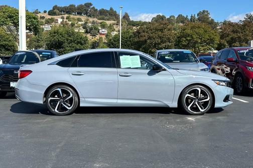 2021 Honda Accord 