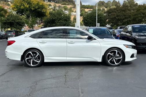 2021 Honda Accord 