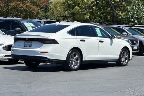 Platinum White Pearl 2024 Honda Accord