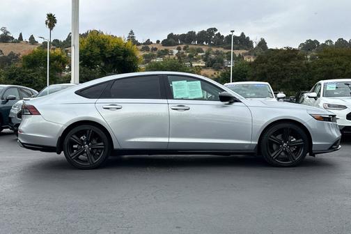2024 Honda Accord Hybrid 