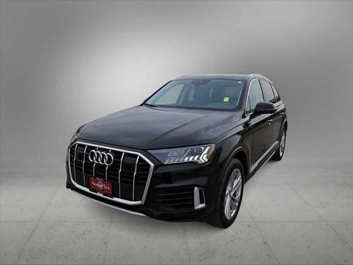 2024 Audi Q7 55 Premium Plus