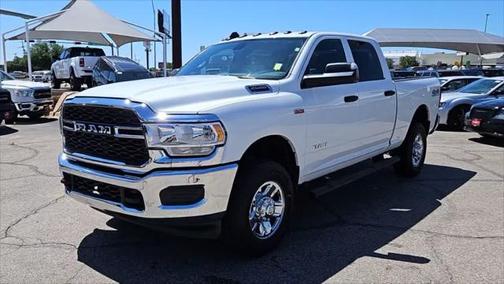 2022 RAM 2500 Tradesman 4x4 Crew Cab 64 Box