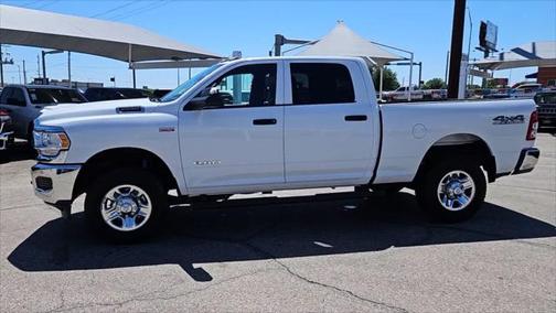 2022 RAM 2500 Tradesman 4x4 Crew Cab 64 Box