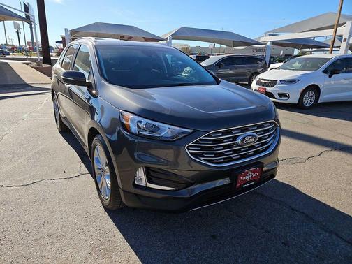 2019 Ford Edge Titanium