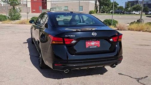 2025 Nissan Altima SR