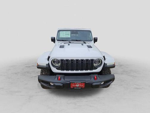 Bright White Clearcoat 2026 Jeep Gladiator Rubicon