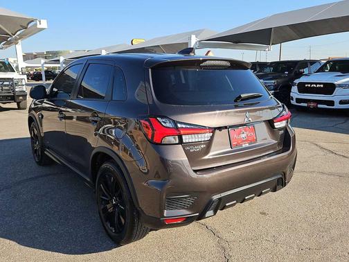 2024 Mitsubishi Outlander Sport 2.0 LE