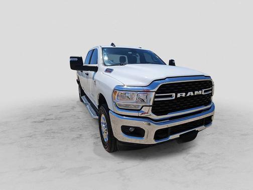 Bright White Clearcoat 2024 RAM 2500 Big Horn 4x4 Crew Cab 64 Box