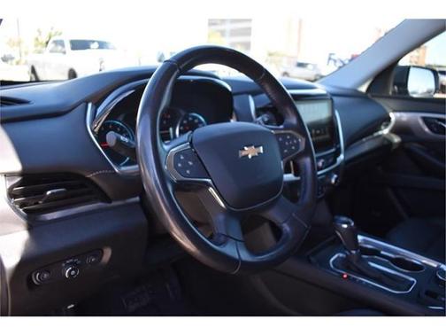 Satin Steel Metallic 2019 Chevrolet Traverse LT Leather