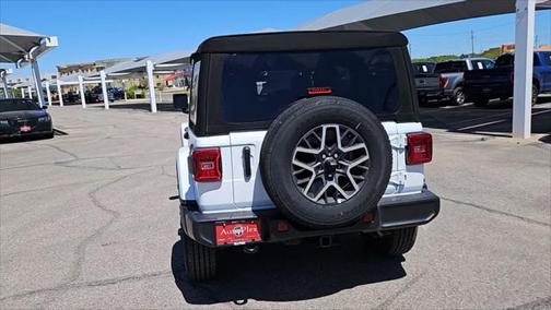 2024 Jeep Wrangler Sahara