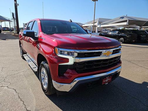 2024 Chevrolet Silverado 1500 LT