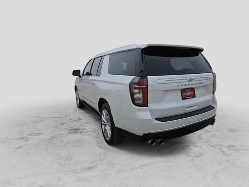 2021 Chevrolet Suburban High Country