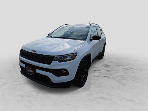 Bright White Clearcoat 2026 Jeep Compass Latitude