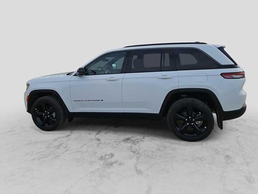 bright white clearcoat 2026 Jeep Grand Cherokee Limited