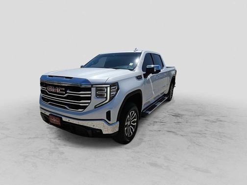 White Frost Tricoat 2023 GMC Sierra 1500 SLT
