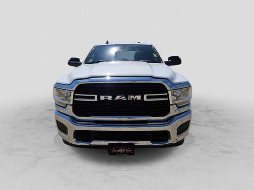 2021 RAM 2500 Big Horn 4x4 Crew Cab 64 Box