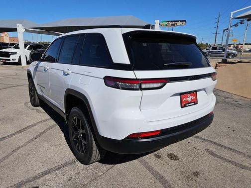 2025 Jeep Grand Cherokee Altitude
