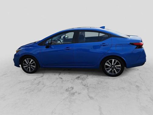 Electric Blue Metallic 2021 Nissan Versa 1.6 SV