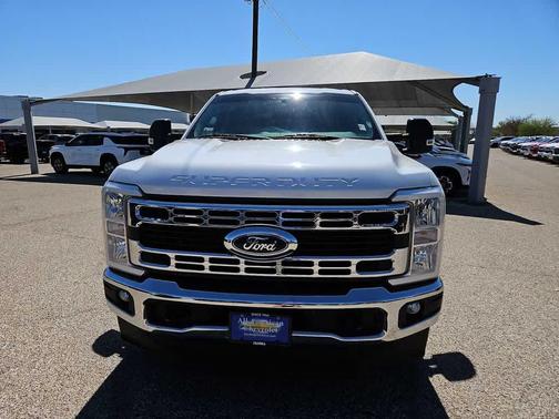 OXFORD WHITE 2024 Ford F-250 Base