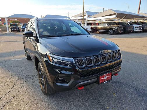 2023 Jeep Compass Trailhawk