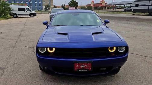 2022 Dodge Challenger SXT