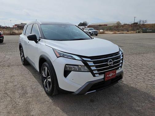 2024 Nissan Rogue SL