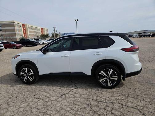 2024 Nissan Rogue SL