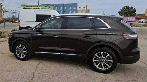 2019 Lincoln Nautilus Select