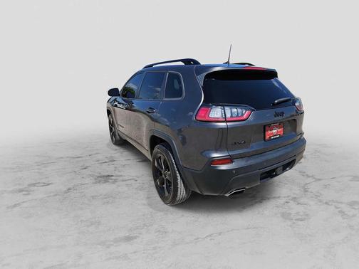 Granite Crystal Metallic Clearcoat 2020 Jeep Cherokee Altitude