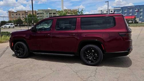 2025 Jeep Wagoneer L Series II Carbide