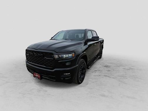 Diamond Black Crystal Pearlcoat 2026 RAM 1500 Lone Star