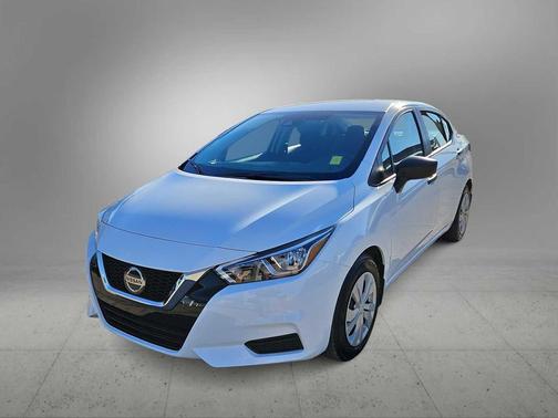 2022 Nissan Versa 1.6 S