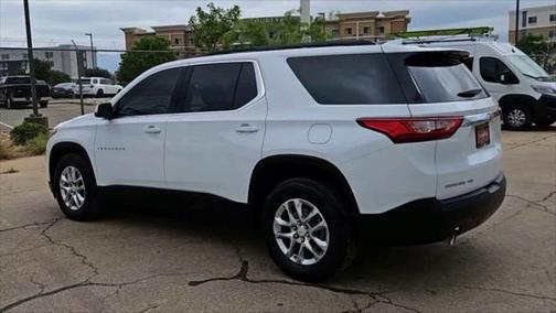 2021 Chevrolet Traverse LT Cloth
