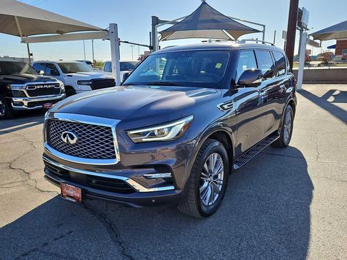 2024 INFINITI QX80 Luxe