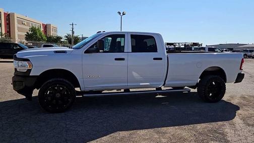 2021 RAM 3500 Tradesman 4x4 Crew Cab 8 Box