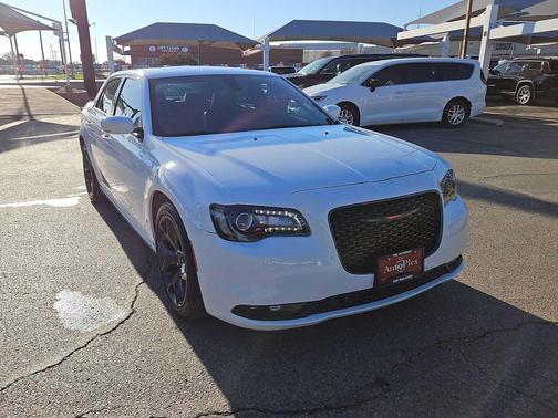 2023 Chrysler 300 S