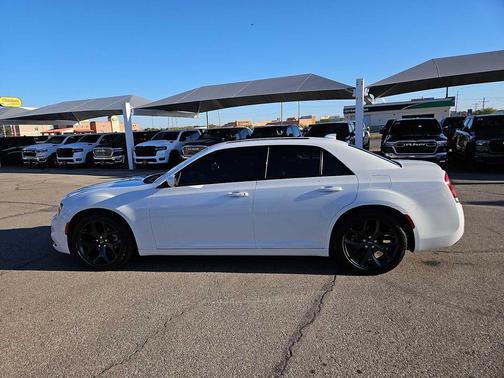 2023 Chrysler 300 S
