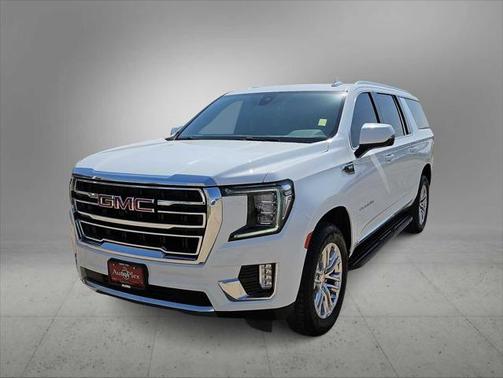 2022 GMC Yukon XL SLT