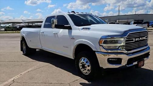 2022 RAM 3500 Laramie 4x4 Crew Cab 8 Box