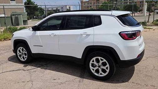 2025 Jeep Compass Latitude