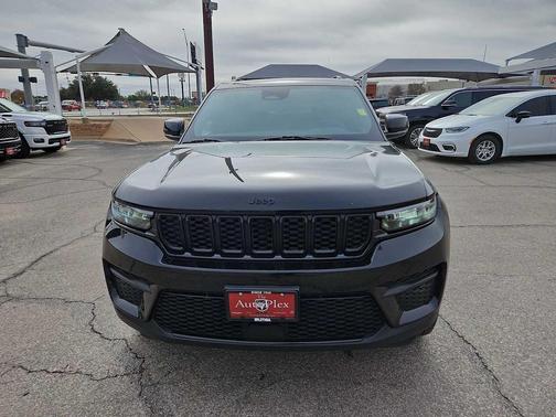2024 Jeep Grand Cherokee Altitude