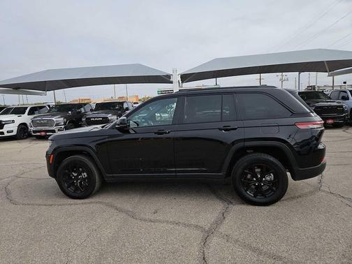 2024 Jeep Grand Cherokee Altitude