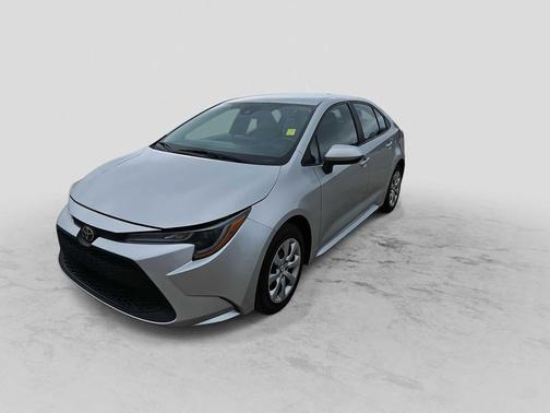 Classic Silver Metallic 2022 Toyota Corolla LE