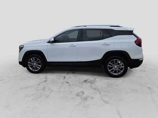 Summit White 2024 GMC Terrain SLT