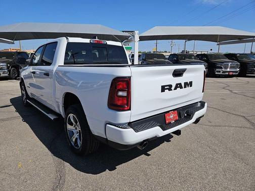 2026 RAM 1500 Express
